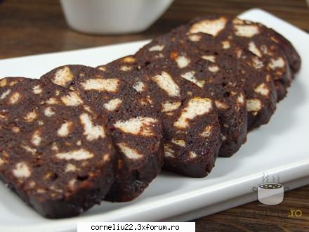 Tort cu crema de piersici de post.... - Salam de biscuiti de post.... O - ce mai mancam azi hmmm o sa vedeti